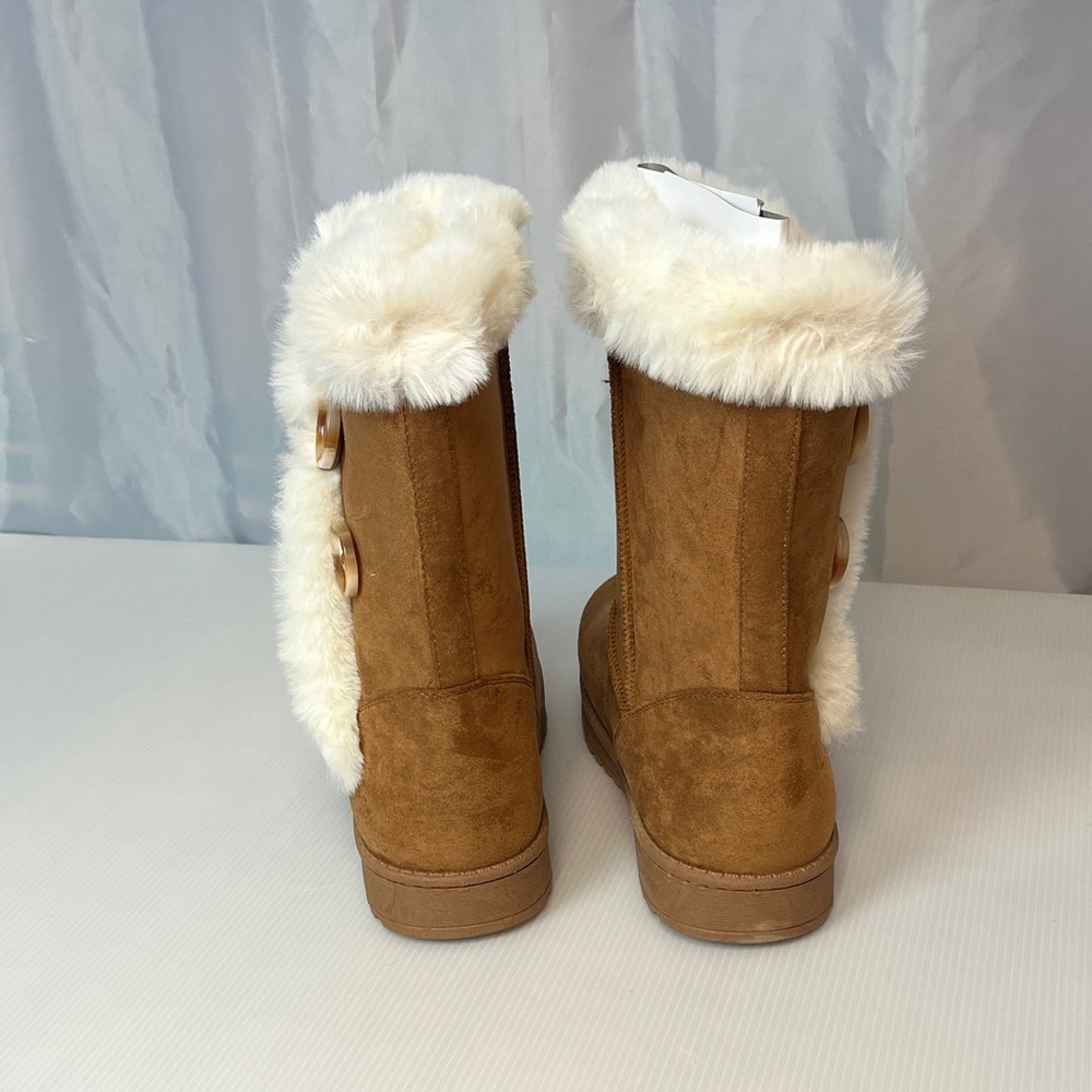 Cozy Tan Boots with Faux Fur Lining  v2255 - Picture 3 of 6